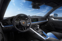 「911 GT3アルティザンエディション」のインテリア。