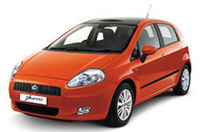 「フィアット・グランデプント」にATモード付き5MT搭載の5ドア仕様追加