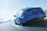 「ホンダ・シビック」にハイブリッドモデル「e：HEV」が登場　2022年7月1日に発売の画像