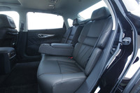 日産が新型「シーマ」を発表の画像