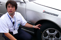 タイヤは、摩耗や傷、異物などのチェックの他に、空気圧も気にして欲しいとのこと。最寄のガソリンスタンドに行けば確認してもらえるだろう