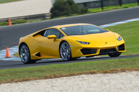 テールスライドはゆっくり、かつスムーズに起きるため、ドライバーはほとんど不安を感じずに済む。