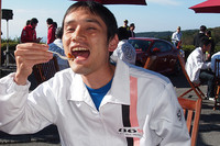 「うまいっすか？」「うまいっすよ！」