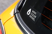 2016年4月に発表された6モデルの追加設定により、日本でラインナップされるMINIのディーゼル車は、全10モデルとなった。