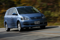 トヨタ・イプサム240u Gセレクション7人乗り FF（4AT）【ブリーフテスト】の画像