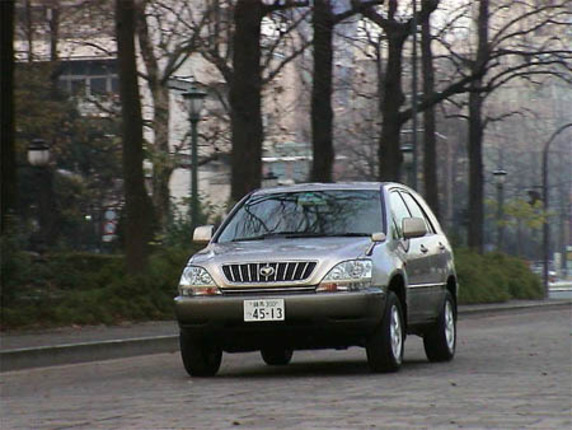 【スペック】全長×全幅×全高＝4575×1815×1665mm/ホイールベース＝2615mm/車重＝1580kg/駆動方式＝FF/3リッターV6DOHC24バルブ(220ps/5800rpm、31.0kgm/4400rpm)/車両本体価格＝287.5万円(テスト車＝355.6万円)