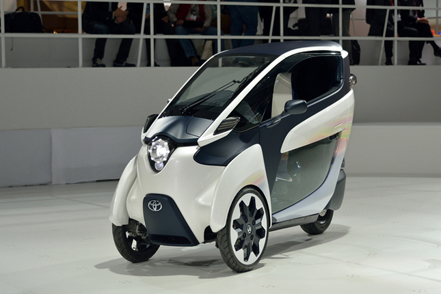 トヨタi-ROAD