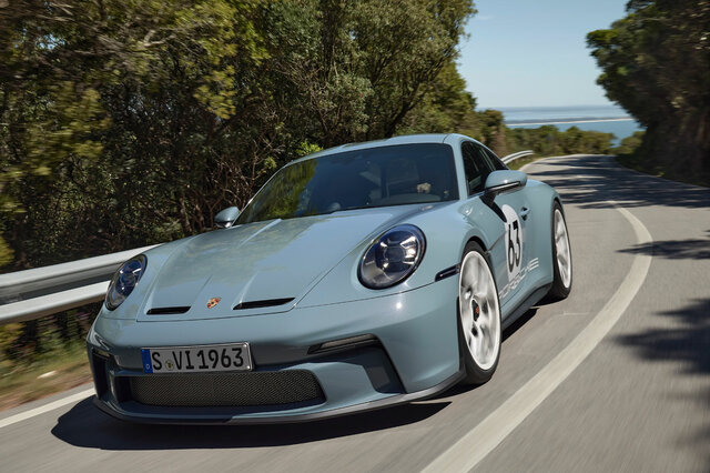 ポルシェ911」の60周年記念限定車「911 S/T」が登場 「GT3