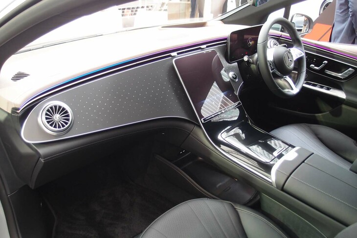 メルセデス・ベンツEQE350＋（インテリア）