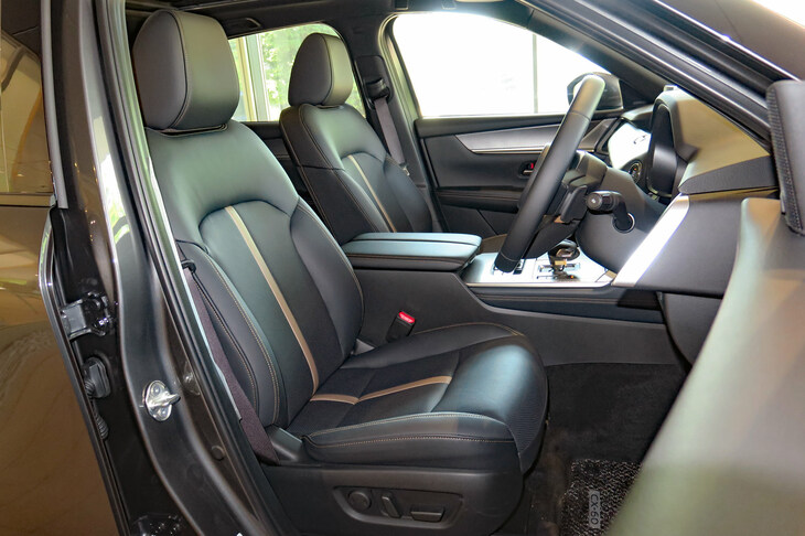 マツダCX-60 XDエクスクルーシブモード（フロントシート）