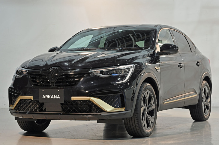 こちらは「ノワールメタルメタリック」。同じくメタルなのにメタリック。