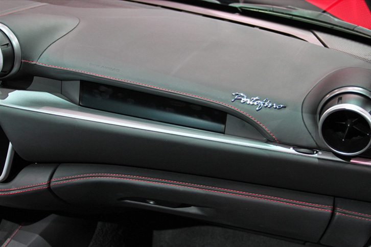 フェラーリ・ポルトフィーノ（インテリア）