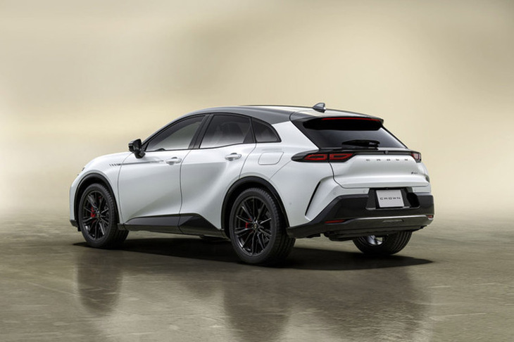 トヨタ・クラウン スポーツ