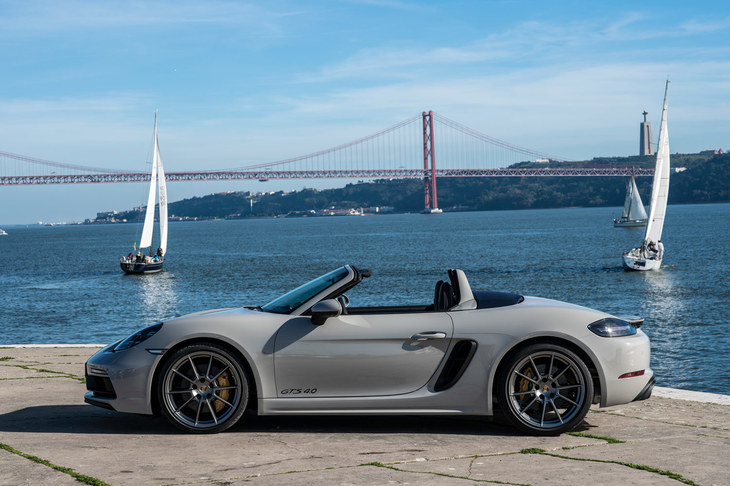 2020年1月に発表された「718ボクスターGTS 4.0」（写真）と「718ケイマンGTS 4.0」。日本では2月19日に受注が開始された。