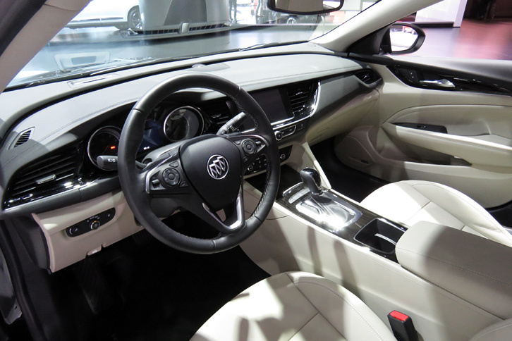 ビュイック・リーガル スポーツバック