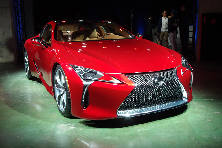 レクサスLC500プロトタイプ