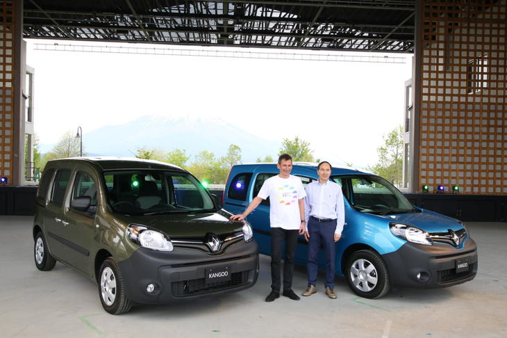 今年のサプライズとなった限定車「クルール」。夏のヴァカンスをテーマに、フランス・アルプスの景色にインスピレートされた「ヴェールモンターニュM（左）」と「ブルーシエルM（右）」という2色の専用色をまとったものだ。各100台の限定販売となる。
