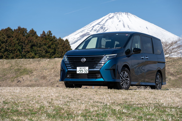 日産セレナ ハイウェイスターV