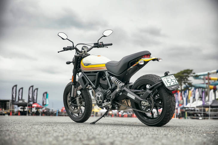 ボディーサイズ：全長×全幅×全高＝2100×845×1150mm
	ホイールベース：1445mm
	重量：186kg
	エンジン：803cc 空冷4ストローク L型2気筒 SOHC 2バルブ
	最高出力：73ps（54kW）/8250rpm
	最大トルク：67Nm（6.8kgm）/5750rpm
	価格：128万6000円