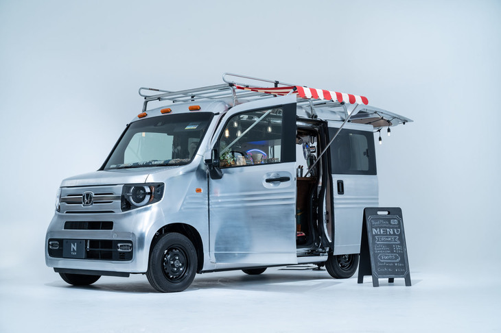 N-VANカスタム3rdプレイスバン