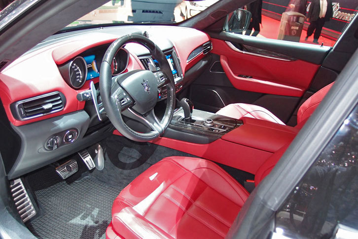 マセラティ・レヴァンテ