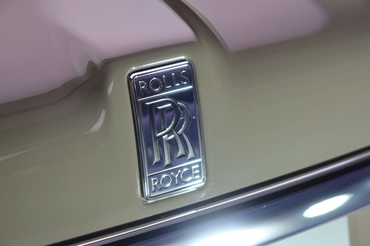 ロールス・ロイス・カリナン シリーズII（リアエンブレム）