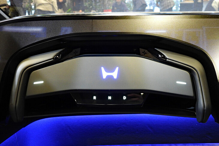 Honda 0 SALOON（サルーン）