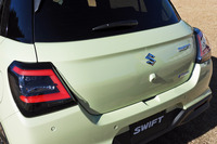 スズキが新型「スイフト」を発表　より洗練されたコンパクトモデルに進化の画像