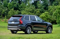 今回はおよそ220kmの距離を試乗。燃費は満タン法で11.6km/リッター、車載の燃費計で11.3km/リッターを記録した。