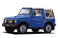 筆者が所有していた「JA11」の「フルメタルドアCC」。フルメタルドアとは、窓枠まで備わる金属製のドアのこと。逆に窓枠のないドアのことはハーフドアという。また、JA11は660cc規格のエンジンを搭載した初の「ジムニー」であると同時に、リーフスプリングを備えた最後のジムニーとしても知られている。