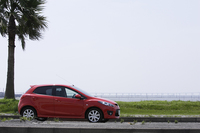 マツダ・デミオ 13S（FF/4AT）【ブリーフテスト】の画像