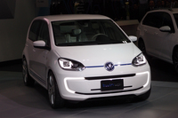 「フォルクスワーゲン・ツインup!」
    