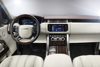 4代目となる新型「レンジローバー」発表の画像