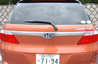 写真をクリックするとシートの倒れる様が見られます。