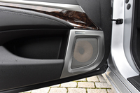 新型「レジェンド」には、米国の音響機器メーカー、KRELL（クレル）のオーディオシステムが標準装備される。
    