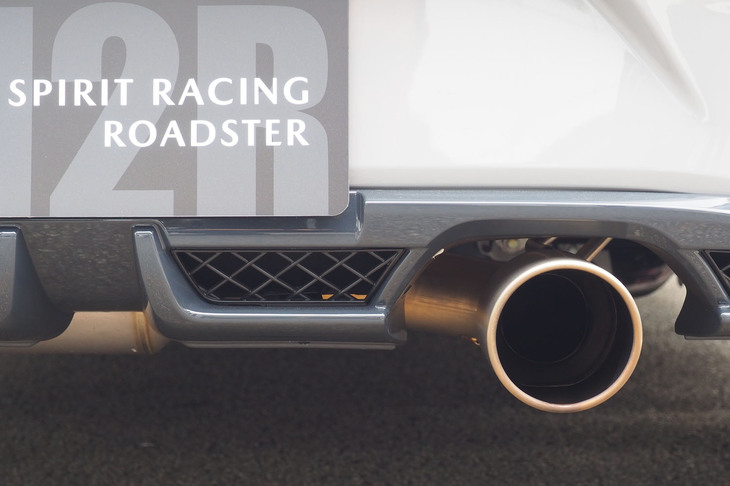 マツダ スピリット レーシング・ロードスター12R（エキゾーストフィニッシャー）
