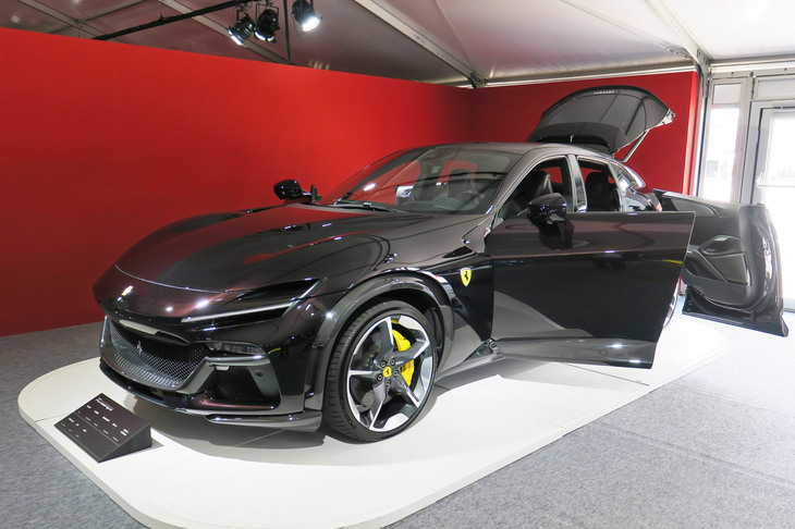 最新の4ドアスポーツカー「フェラーリ・プロサングエ」。