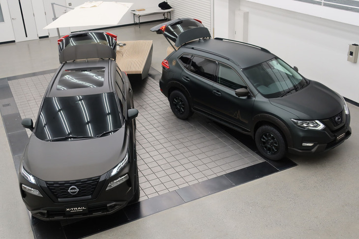 日産エクストレイル アンワインドコンセプト（写真左）とエクストレイル リマスタードコンセプト（同右）。