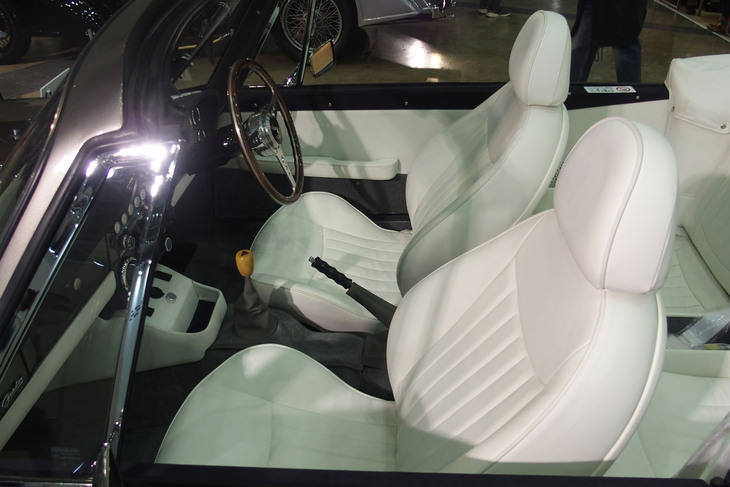 アルヴィス3リッター グラバー スーパーカブリオレ（コンティニュエーションモデル）