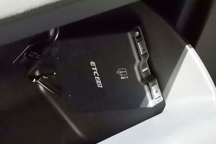 ホンダCR-V e：HEV RSブラックエディション ホンダアクセス用品装着車（発話型ETC2.0車載器）