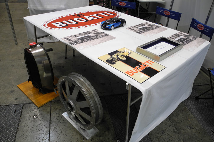 Bugatti Club Japanのブース