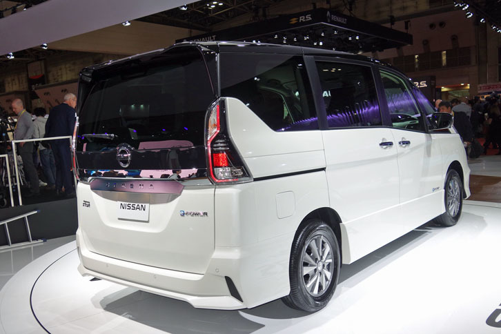 日産セレナe-POWER（エクステリア）