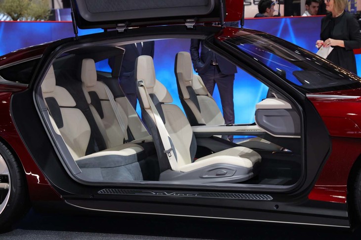 イタルデザイン・ダ・ヴィンチ（インテリア）