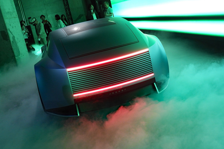 ジャガー・タイプ00