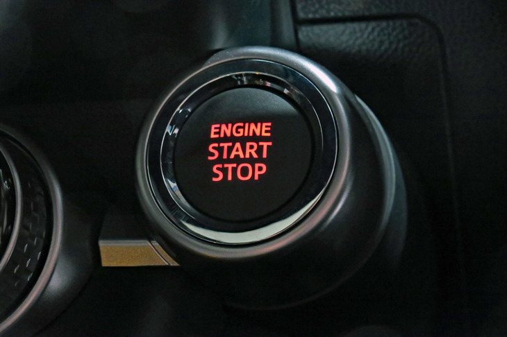 スバルBRZ（イグニッションスイッチ）