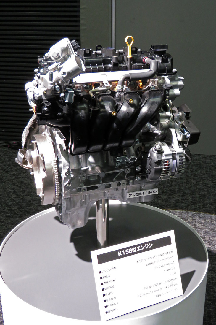 新型「ジムニーシエラ」に搭載される、新開発のK15B型1.5リッター直4エンジン。