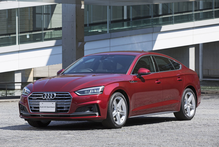 「アウディA5スポーツバック」