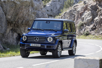 久々のフルモデルチェンジで話題となっている「メルセデス・ベンツGクラス」。“変わらないようで大きく変わった”新型車には、やはり変わらない部分も多くあるという。継承と進化の度合いを確かめました。