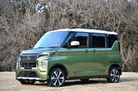 「eKクロス スペース」は「デリカD：5」や「eKクロス」に続いて「ダイナミックシールド」を採用した。