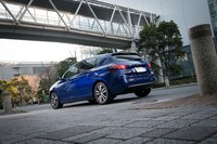 プジョー308アリュールBlueHDi